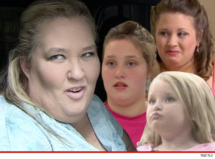 Mama June -- Rear-Ended Driver Flees :: 0217-mama-june-car-crash-tmz-tlc-4