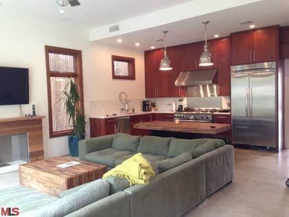 cher_condo_inside_photos_06