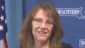 0824-mavis-wanczyk-powerball-winner-01