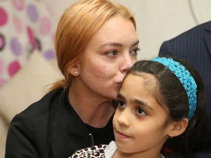 lindsay_lohan_syrian_refugee_visit_turkey_photos_14