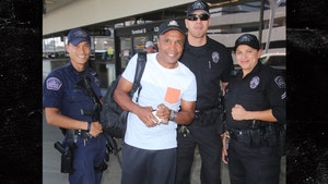 0718_sugar_ray_leonard_police_cops_AKMGSI
