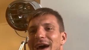 081720-gronk-bros-primary
