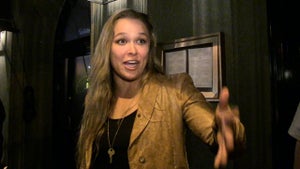 040914_ronda_rousey_primary_v4