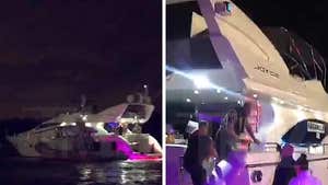 033019_marshmello_boat_primary