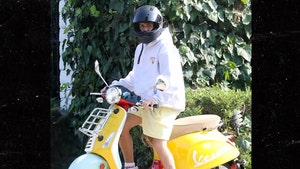 0917-justin-beiber-bike-BG-2