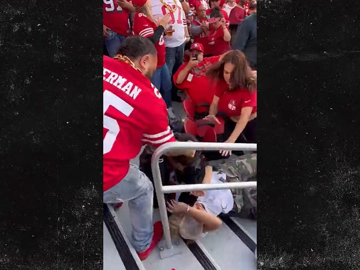 49ers_fight-sub_on_ground