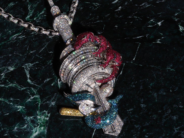 Drake Gets 'Crown Jewel of Toronto' Diamond Pendant And Chain