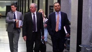 0412-robert-kraft-defense-team-getty-01
