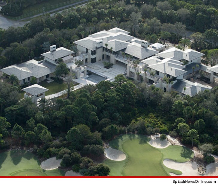Michael Jordan -- I'm Building a Million Cigar-Smoking PARADISE :: 1211-michael-jordan-house-splash-article-3
