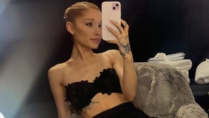 0625-ariana-grande-sexy-photos-primary_720