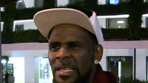 0926-r-kelly-tmz-01
