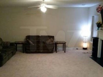 0213_mama_june_new_home00