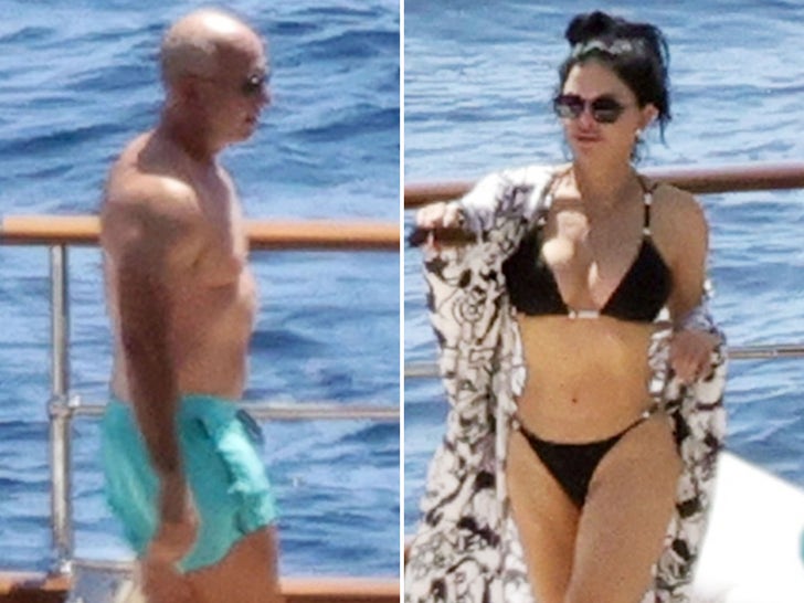 0728-jeff-bezos-oprah-lauren-sanchez-yacht-primary-2